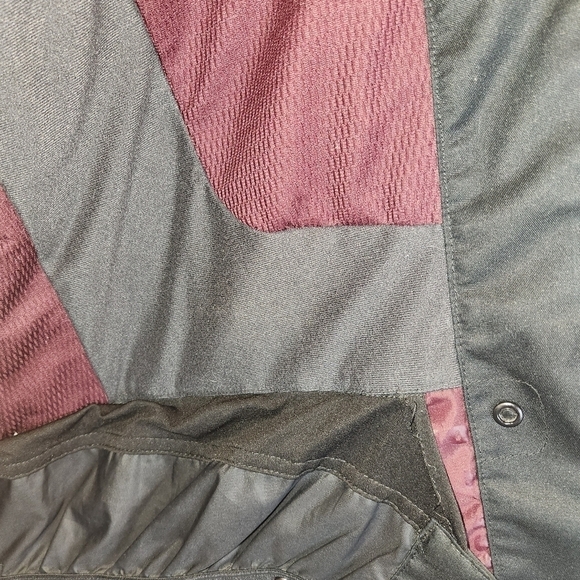 Oakley Parka - Picture 3 of 11